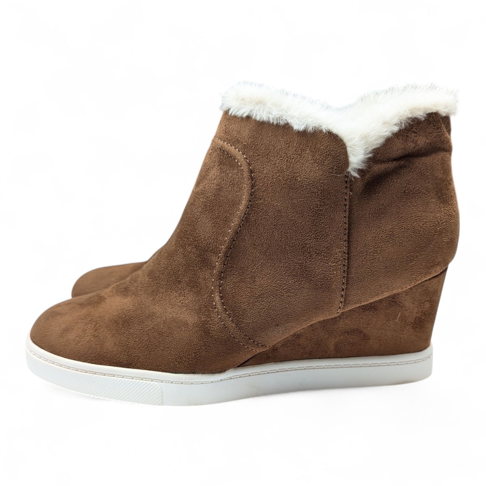 a.n.a. Arrow Women's Ankle Boots Size 10 M Brown Cognac Booties Faux Suede Fur